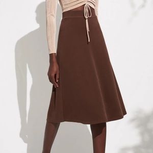 PREMIUM COTTON BLEND FLARED
SKIRT